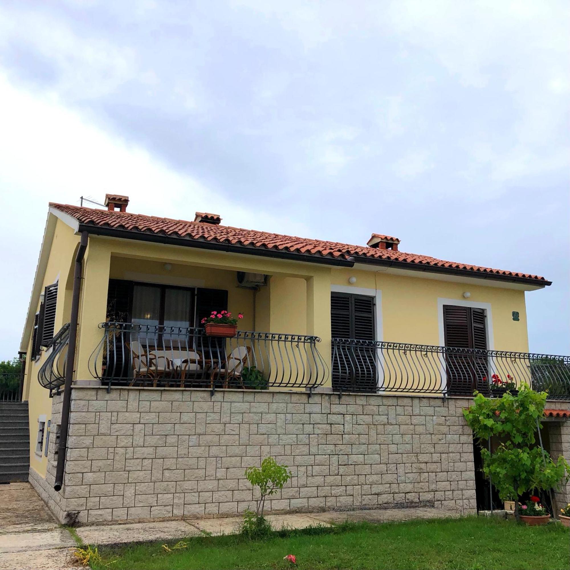 Apartman Ostrea *** Bale Kültér fotó